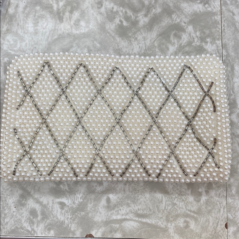 Vintage “Bags by Susan” Elegant Pearl and Silver Clutch